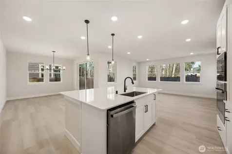 4623 85th Avenue NE Marysville WA 98270