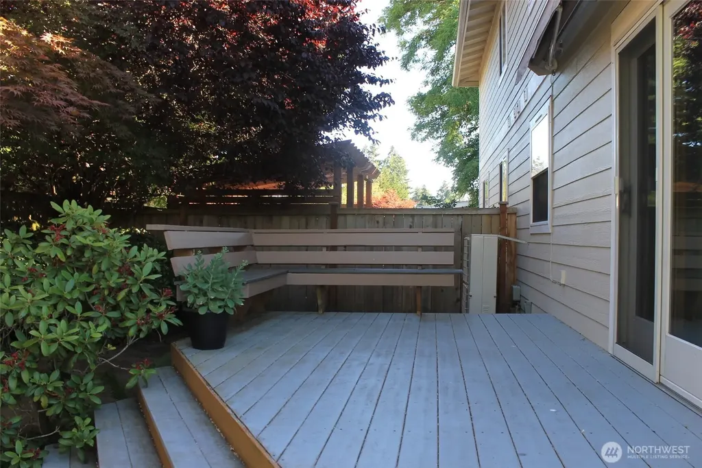 7606 19th Street W Tacoma WA 98466