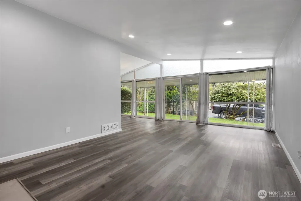 10524 43rd Street Ct E Edgewood WA 98372