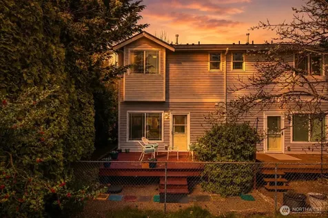 333 5th Street SE Puyallup WA 98372