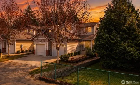 333 5th Street SE Puyallup WA 98372