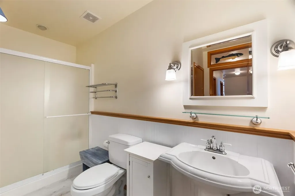 9941 Mariner Drive NW Olympia WA 98502