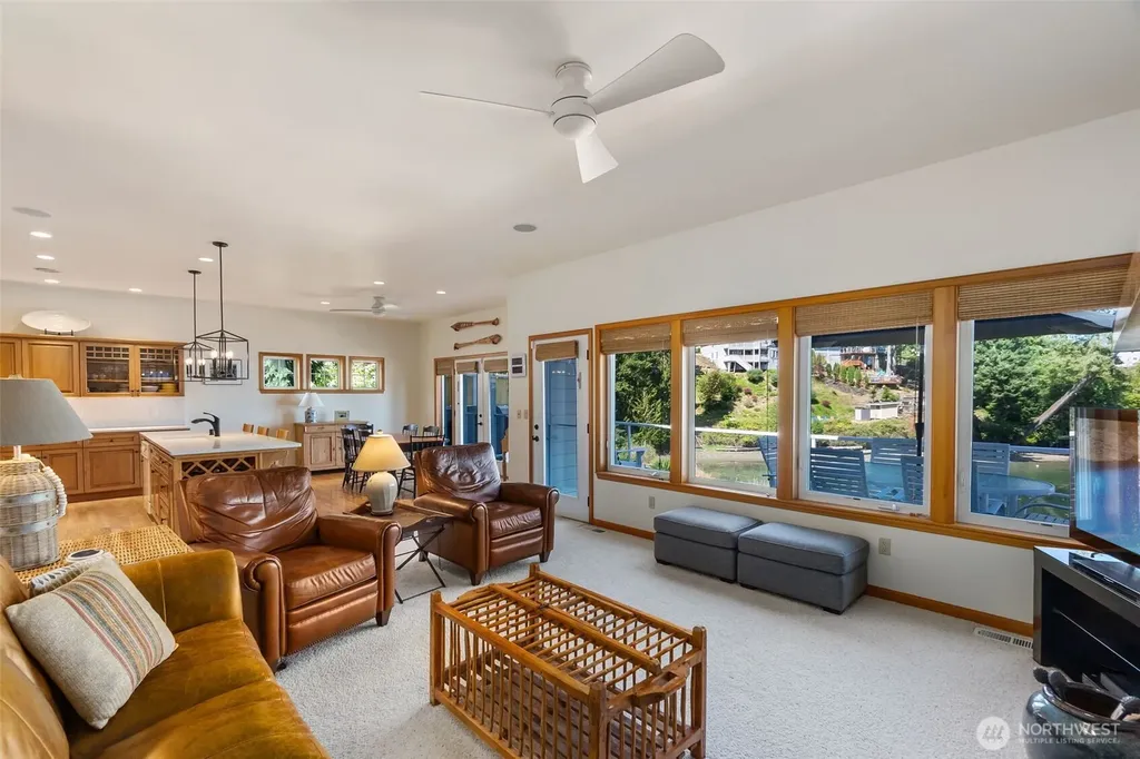 9941 Mariner Drive NW Olympia WA 98502