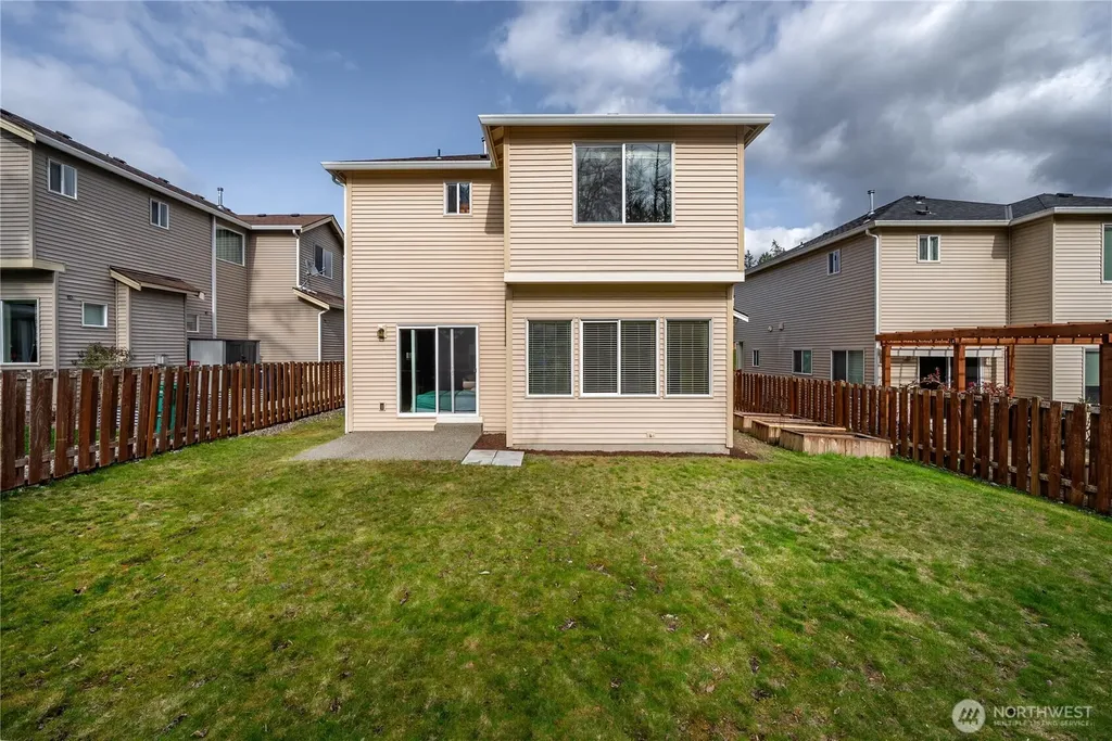 6225 Wesley Place SE Auburn WA 98092