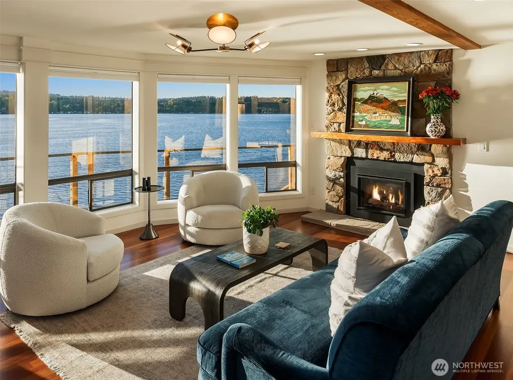 10153 SW 263rd Street Vashon WA 98070
