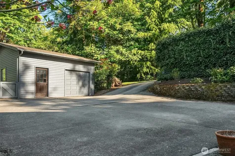 10153 SW 263rd Street Vashon WA 98070