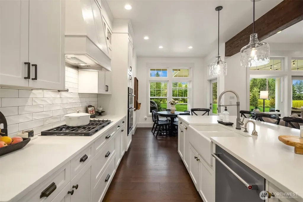 591 Meeker Lane Lynden WA 98264