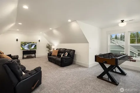 591 Meeker Lane Lynden WA 98264