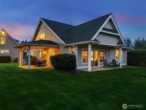 591 Meeker Lane Lynden WA 98264