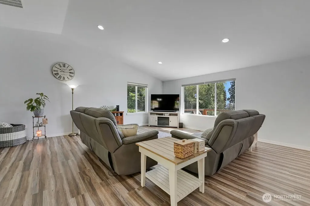 155 Baldwin Lane Port Ludlow WA 98365