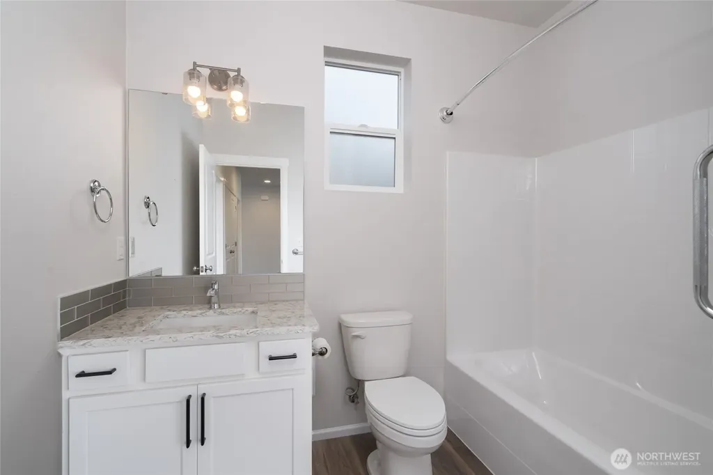 512 Wellington Place Sedro Woolley WA 98284