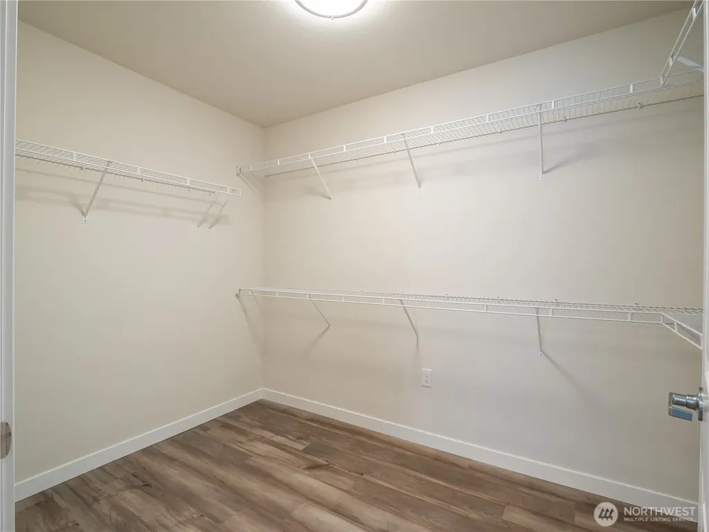 3803 17th Street SW Puyallup WA 98373