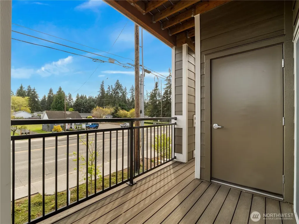 3803 17th Street SW Puyallup WA 98373