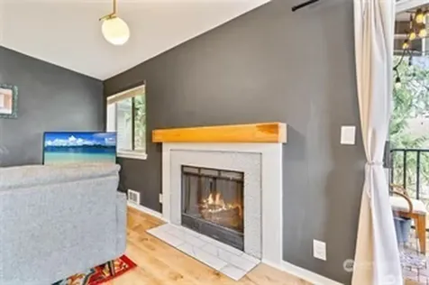 15415 W 35th Avenue W Lynnwood WA 98087