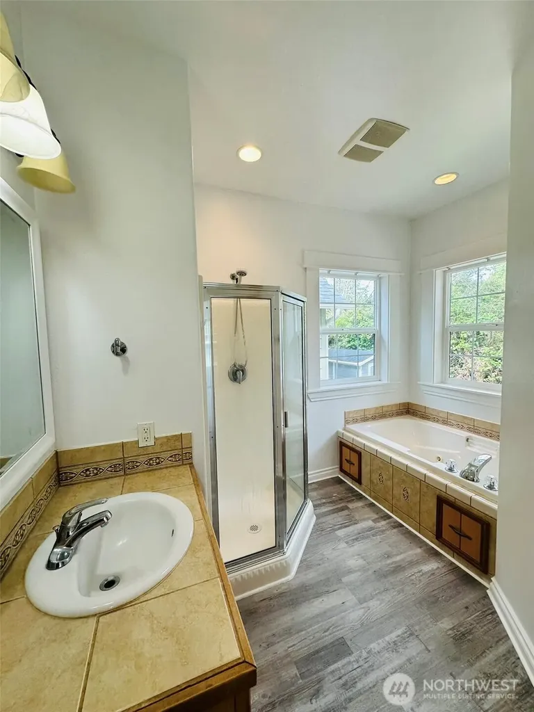 830 Discovery Avenue SE Ocean Shores WA 98569