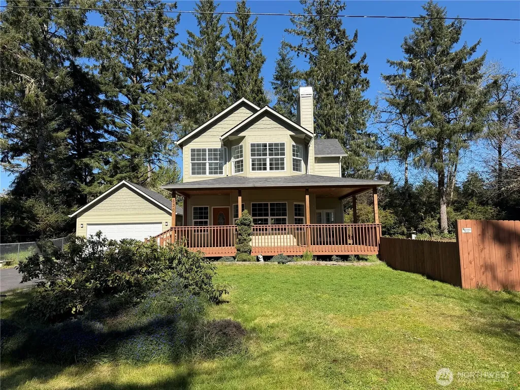 830 Discovery Avenue SE Ocean Shores WA 98569