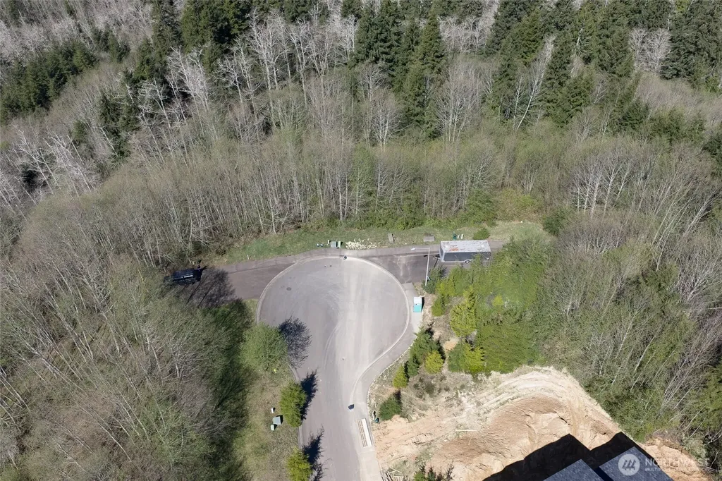 1131 Grays Pointe Lane Aberdeen WA 98520