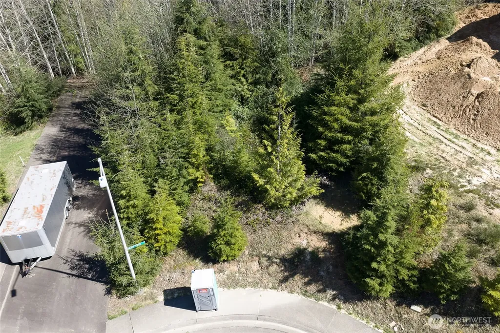 1131 Grays Pointe Lane Aberdeen WA 98520