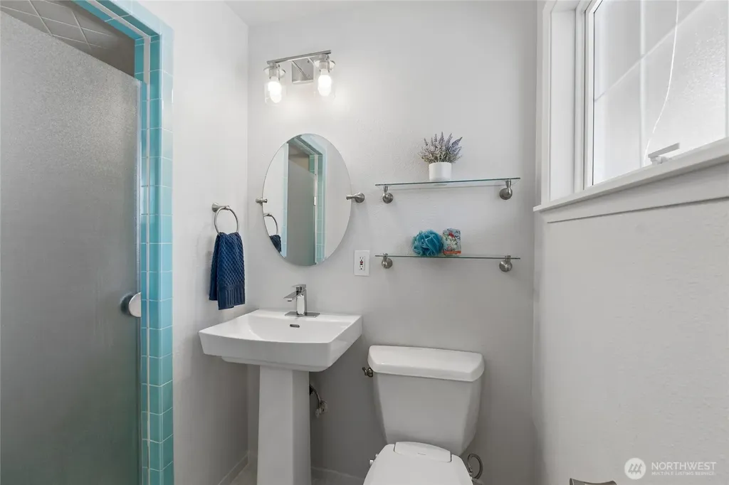 18832 1st Place SW Normandy Park WA 98166