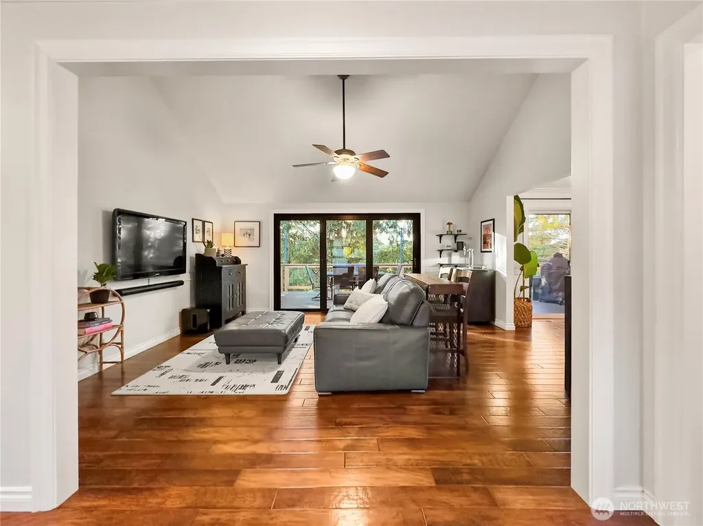 4017 239th Place SE Sammamish WA 98029