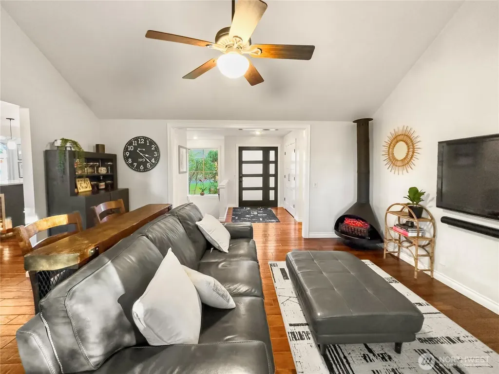 4017 239th Place SE Sammamish WA 98029