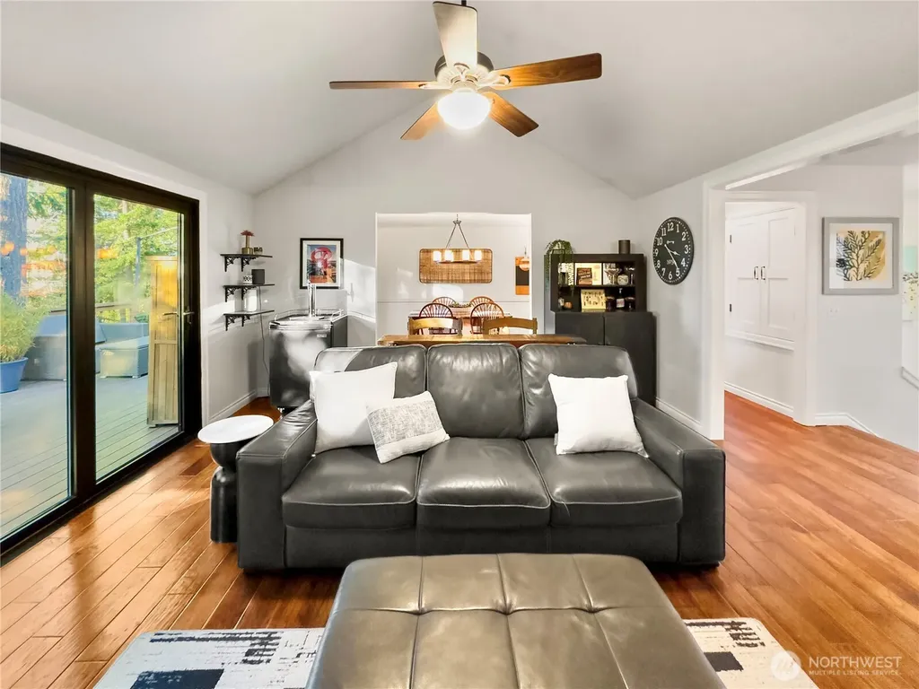 4017 239th Place SE Sammamish WA 98029