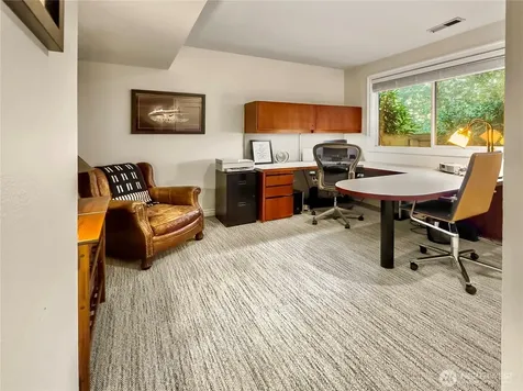4017 239th Place SE Sammamish WA 98029