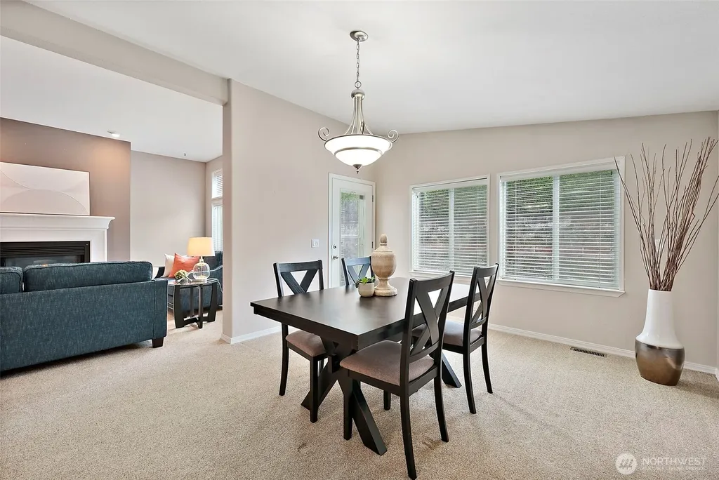 21819 SE 275th Place Maple Valley WA 98038