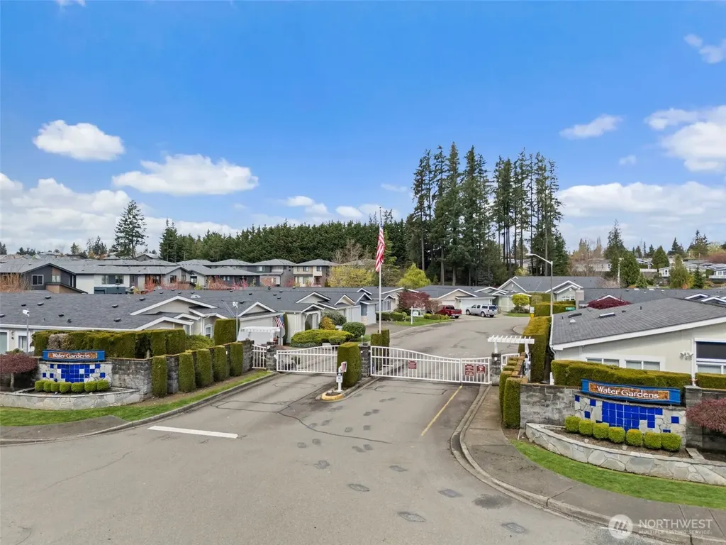 21819 SE 275th Place Maple Valley WA 98038