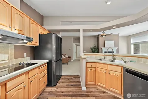 21819 SE 275th Place Maple Valley WA 98038