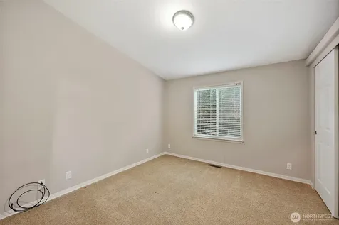 21819 SE 275th Place Maple Valley WA 98038