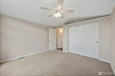 21819 SE 275th Place Maple Valley WA 98038