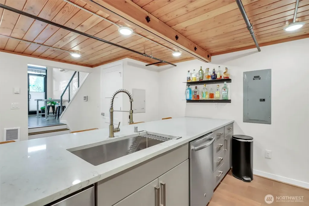 3334 NE 65th Street Seattle WA 98115