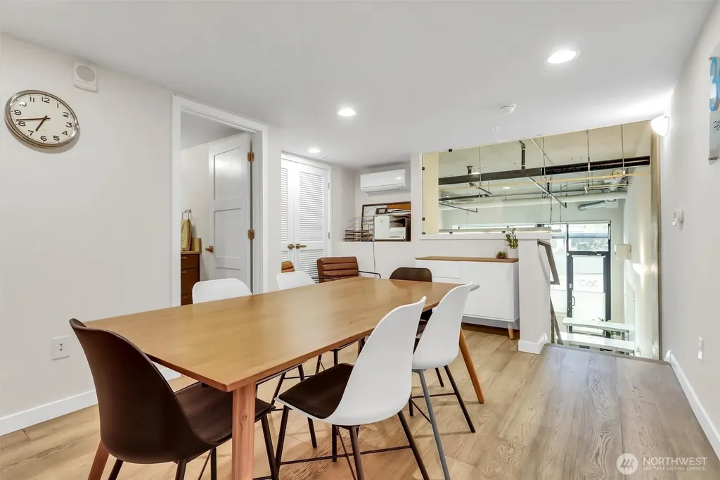 3334 NE 65th Street Seattle WA 98115