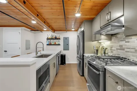 3334 NE 65th Street Seattle WA 98115