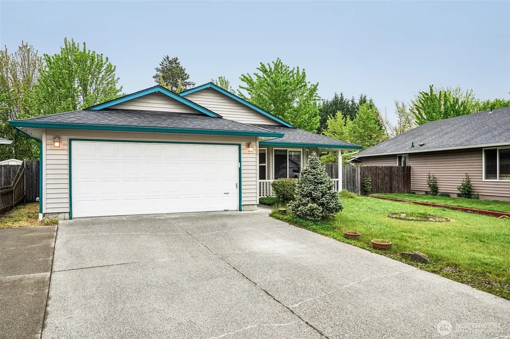 308 SE 9th Street Battle Ground WA 98604