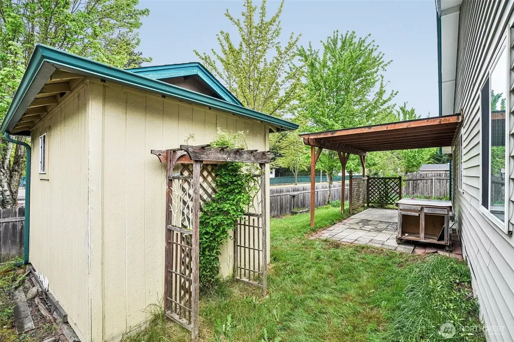308 SE 9th Street Battle Ground WA 98604