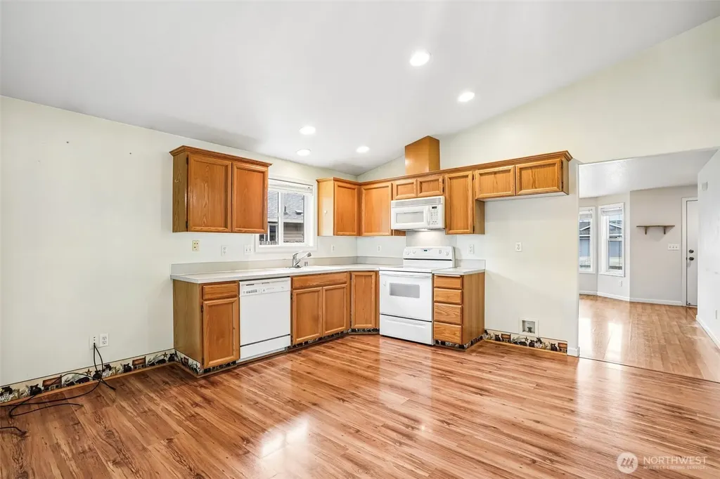 308 SE 9th Street Battle Ground WA 98604