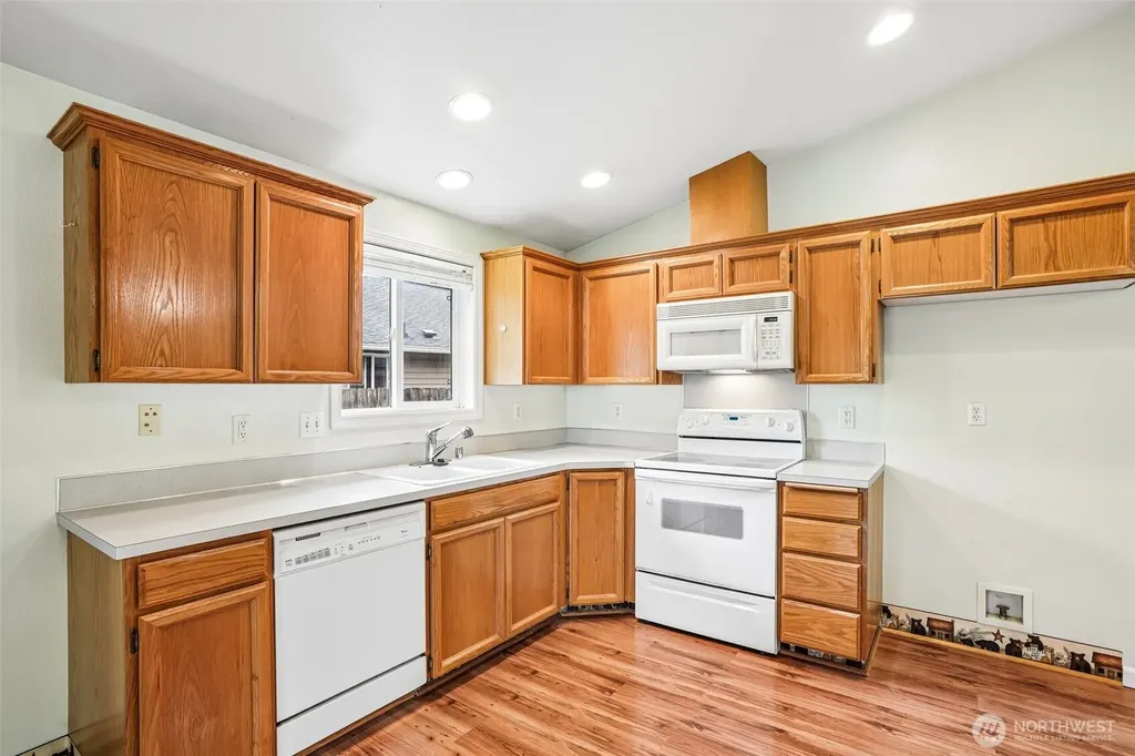 308 SE 9th Street Battle Ground WA 98604
