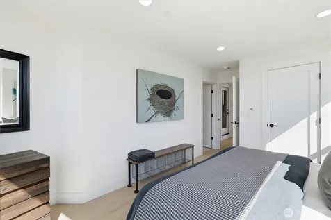2010 Fairview Avenue E Seattle WA 98102