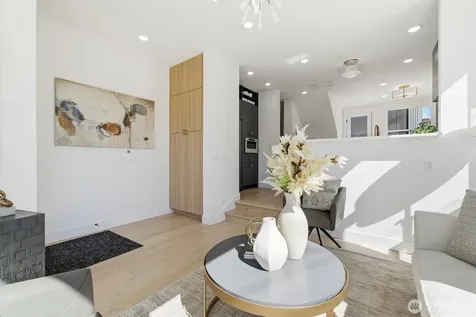 2010 Fairview Avenue E Seattle WA 98102