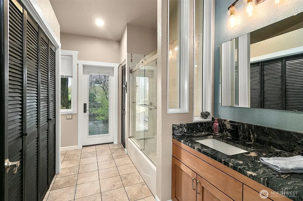 36602 224th Avenue SE Enumclaw WA 98022