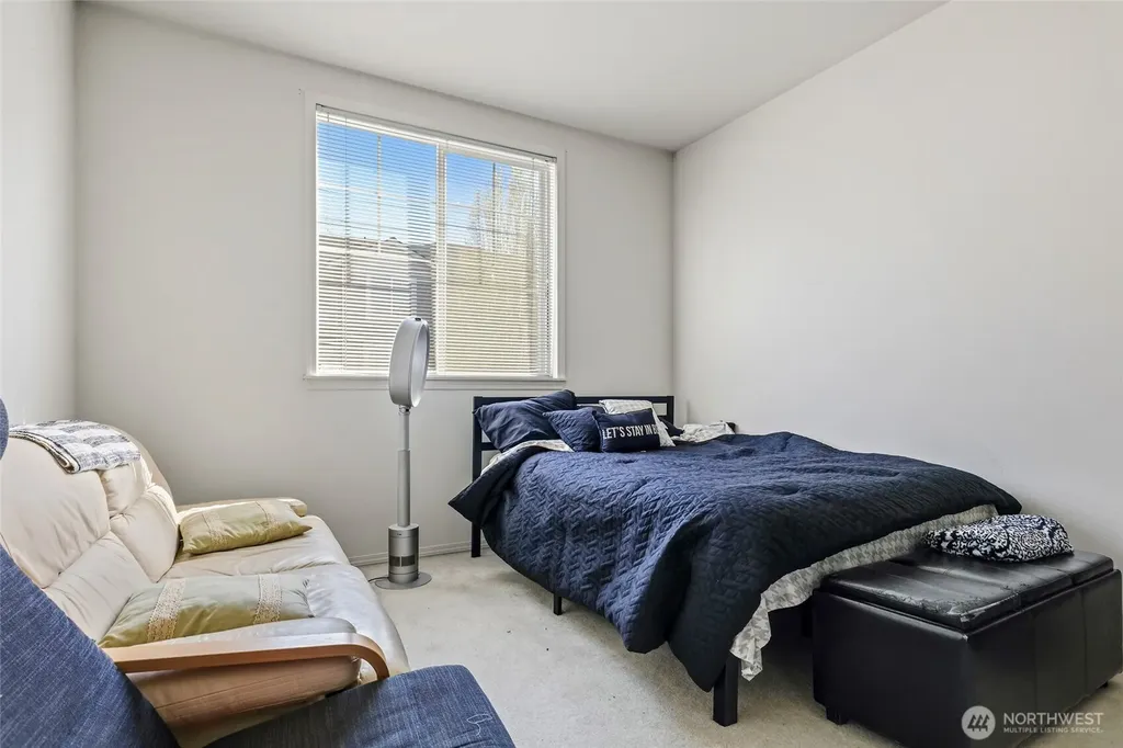 23301 60th Place S Kent WA 98032