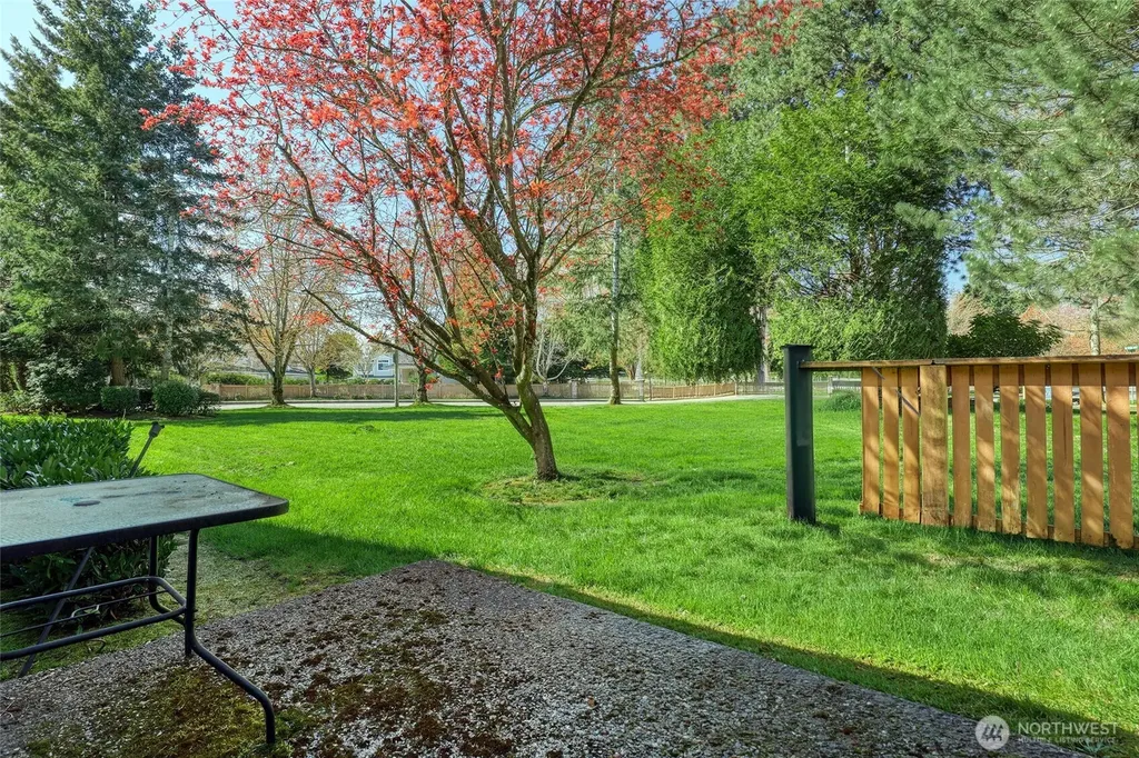 23301 60th Place S Kent WA 98032