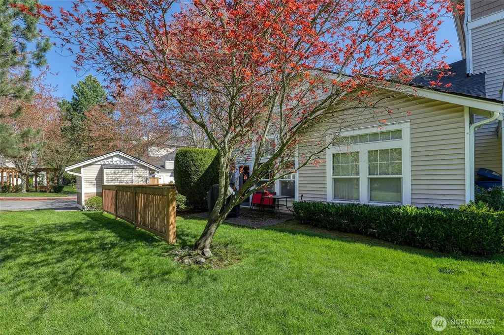 23301 60th Place S Kent WA 98032