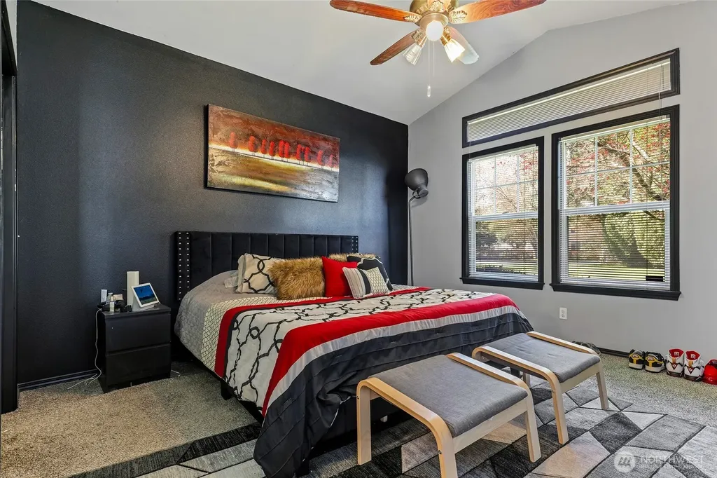 23301 60th Place S Kent WA 98032