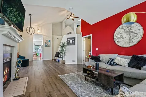 23301 60th Place S Kent WA 98032