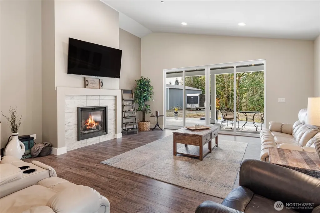 20025 SE 232nd Street Maple Valley WA 98038