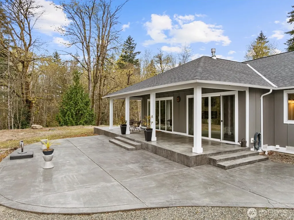 20025 SE 232nd Street Maple Valley WA 98038