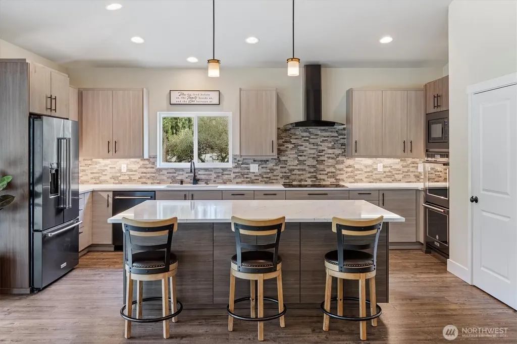 20025 SE 232nd Street Maple Valley WA 98038